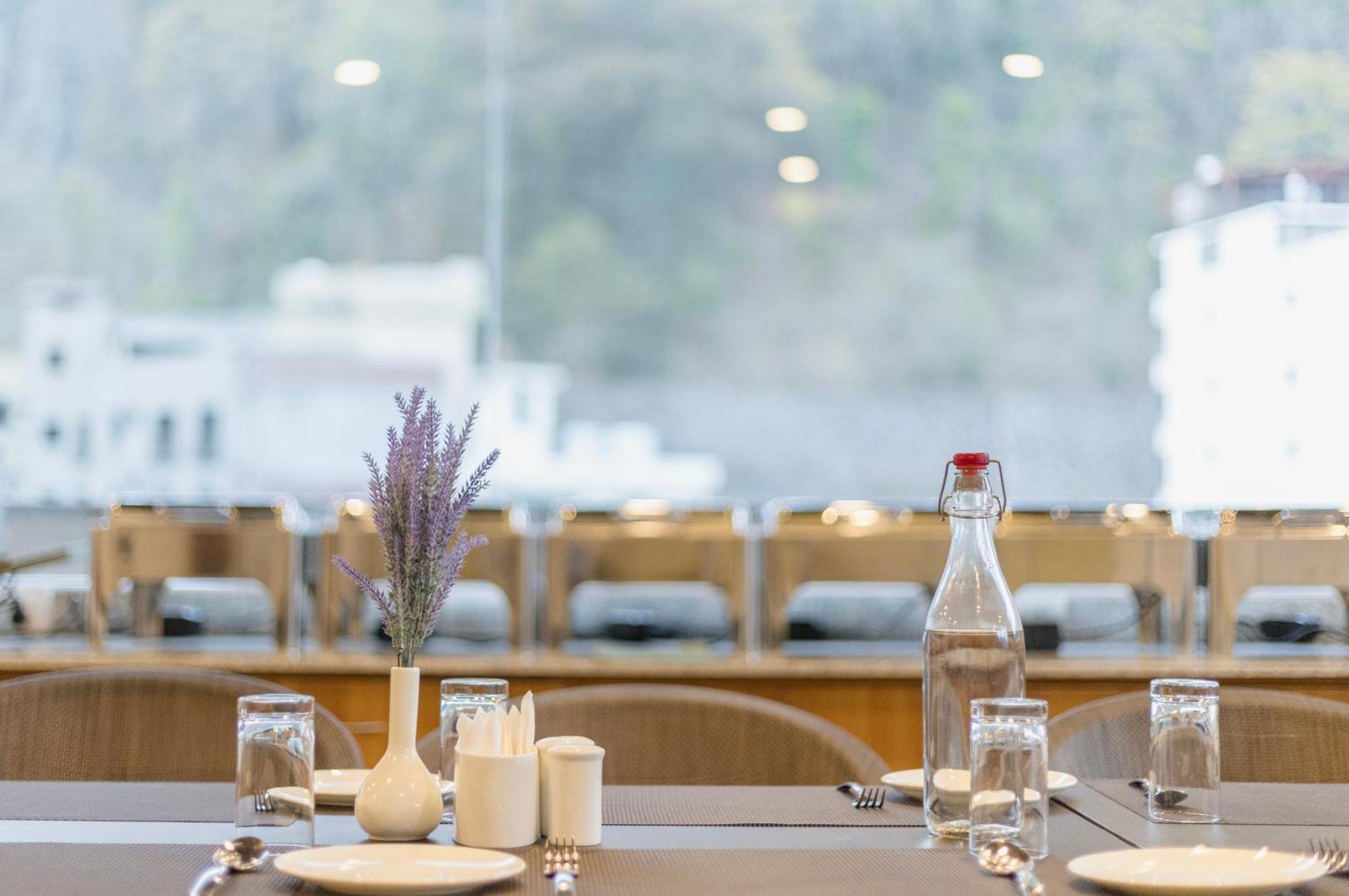 Stone Wood Hotel, Rishīkesh 외부 사진