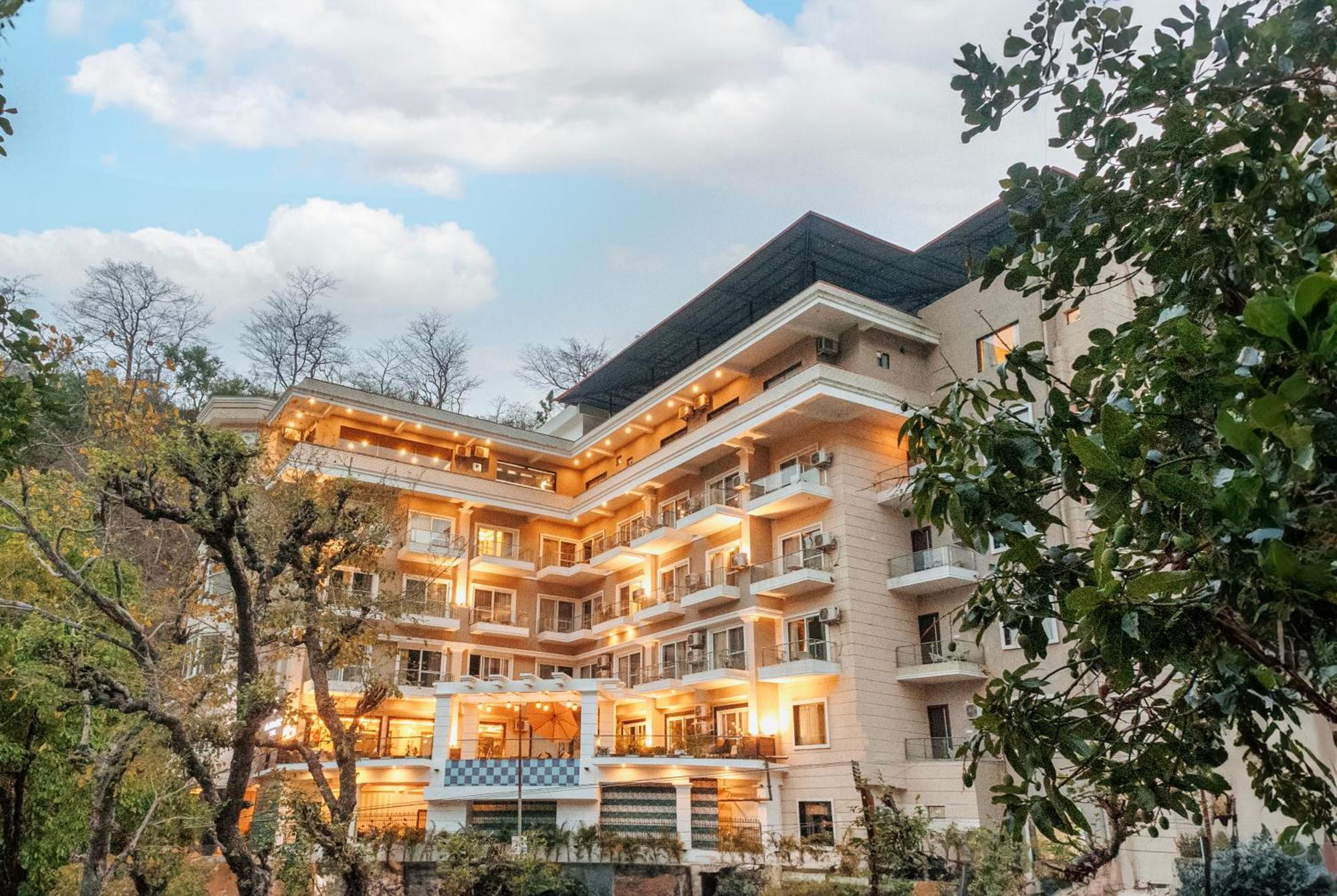 Stone Wood Hotel, Rishīkesh 외부 사진
